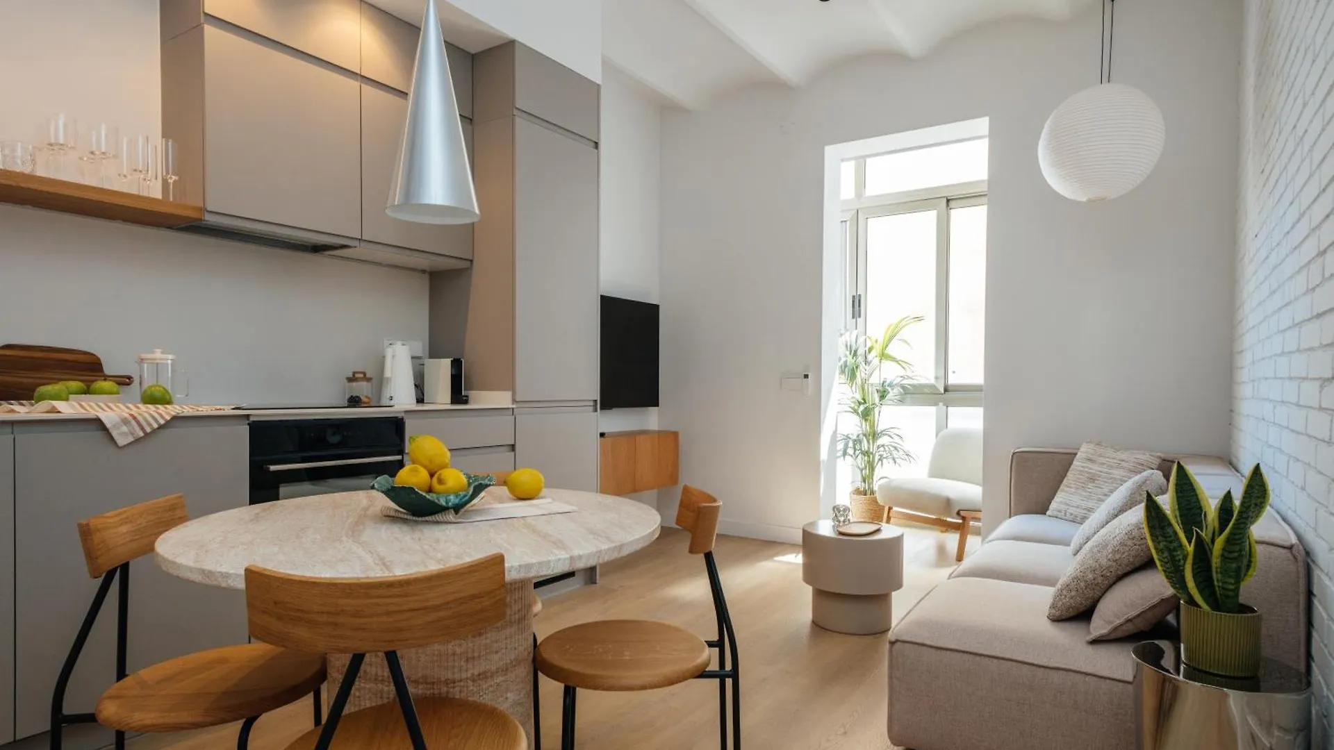 Appartamento Newly Renovated Stylish Eixample - Great Location Barcellona Spagna