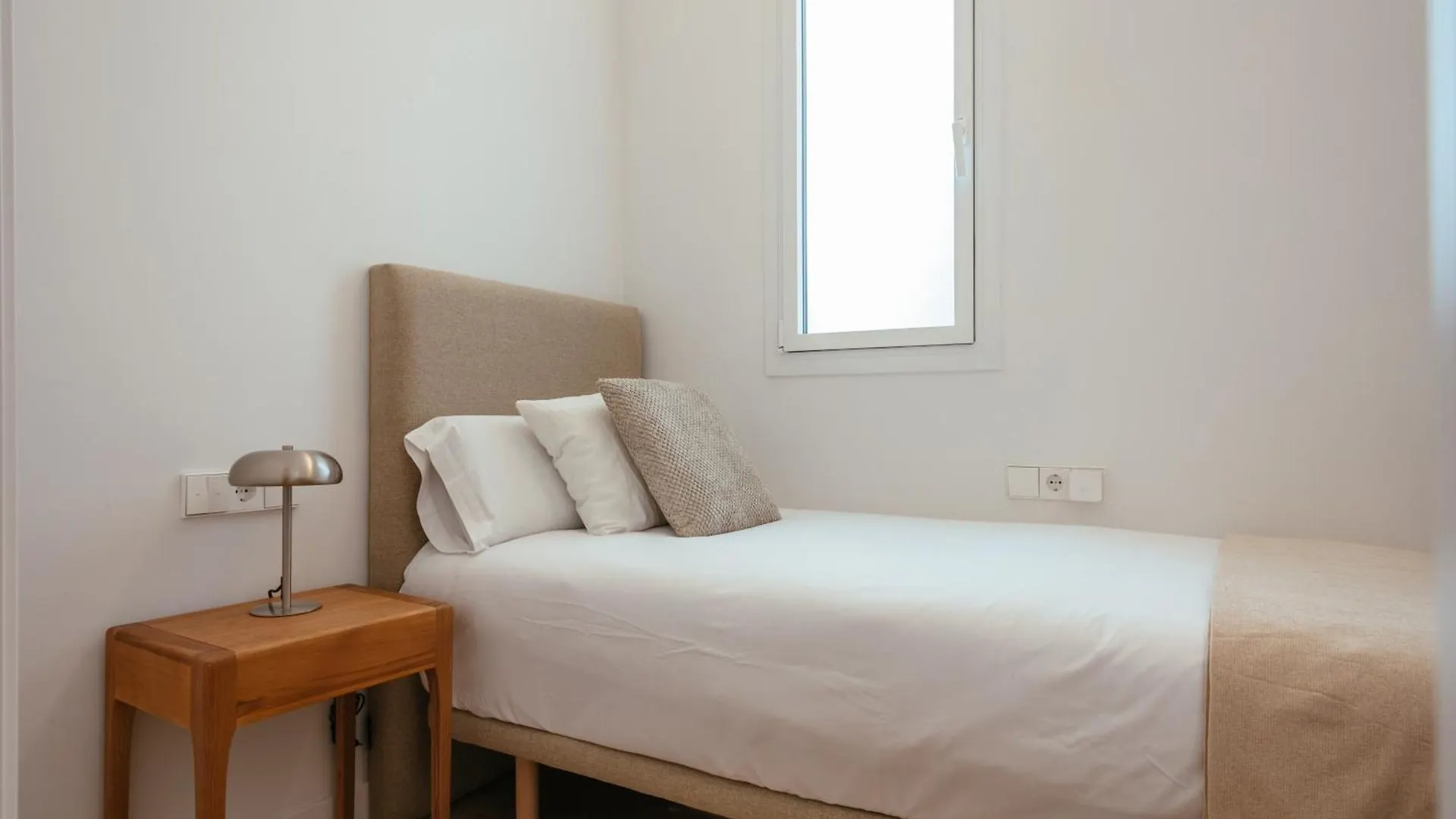 Appartamento Newly Renovated Stylish Eixample - Great Location Barcellona Spagna